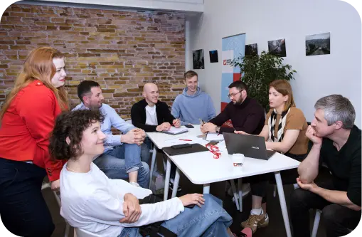 Чому ми створили спільноту?